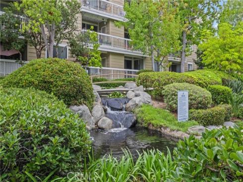 20331  Bluffside  303  Circle, Huntington Beach, CA