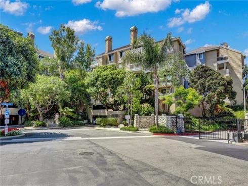 20331  Bluffside  A108  Circle, Huntington Beach, CA