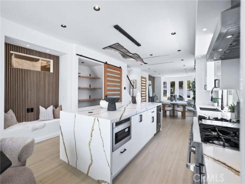 309  8th   Street, Huntington Beach, CA