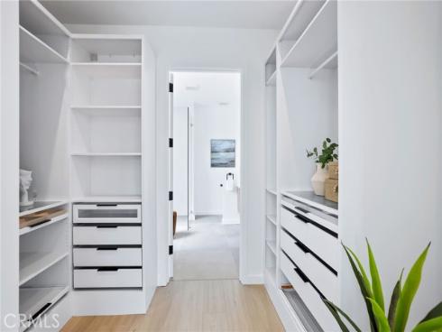 309  8th   Street, Huntington Beach, CA