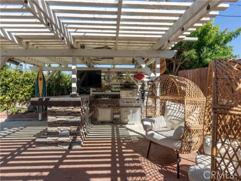 19922 Carmania Lane, Huntington Beach, CA