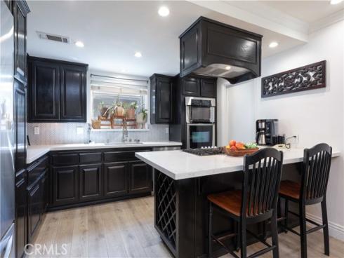 19922 Carmania Lane, Huntington Beach, CA