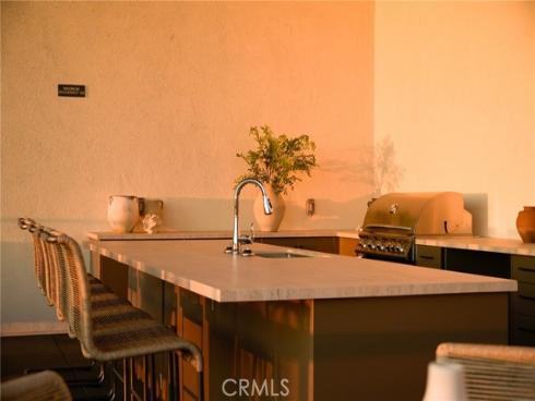 414  Main  330  Street, Huntington Beach, CA