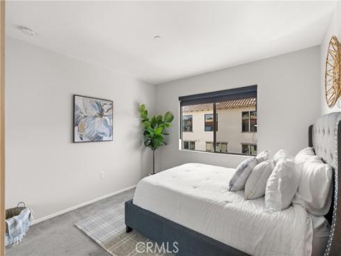 18900  Delaware  48  Street, Huntington Beach, CA