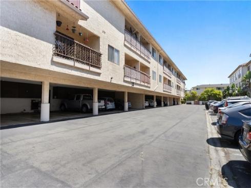 18900  Delaware  48  Street, Huntington Beach, CA