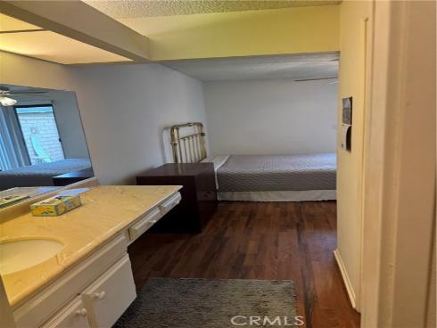 8932 Amador 1309B Circle, Huntington Beach, CA