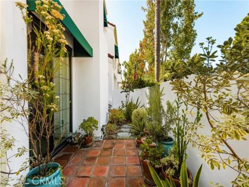 19412  Pompano  106  Lane, Huntington Beach, CA