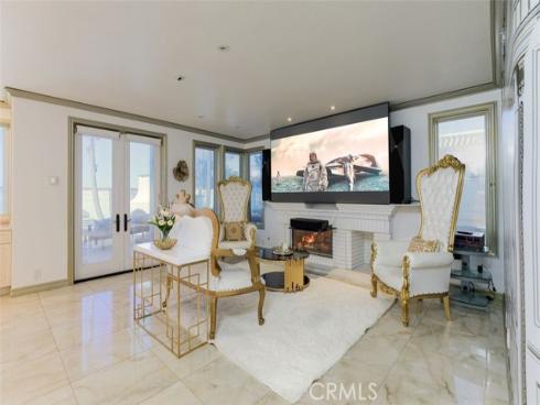 21221  Hillsdale  , Huntington Beach, CA