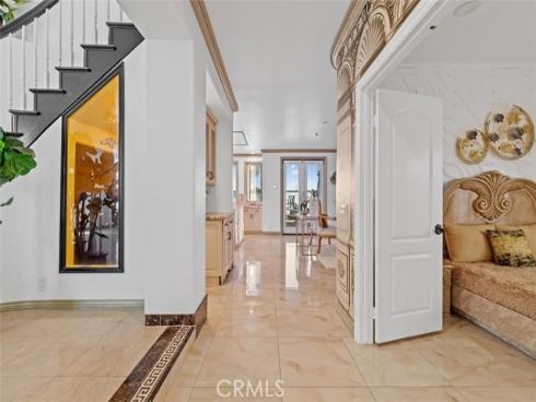 21221  Hillsdale  , Huntington Beach, CA