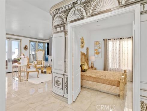 21221  Hillsdale  , Huntington Beach, CA