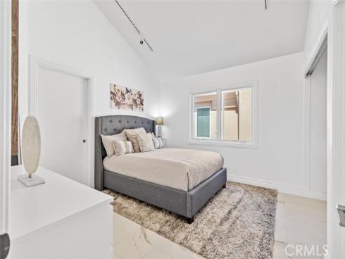 21221  Hillsdale  , Huntington Beach, CA