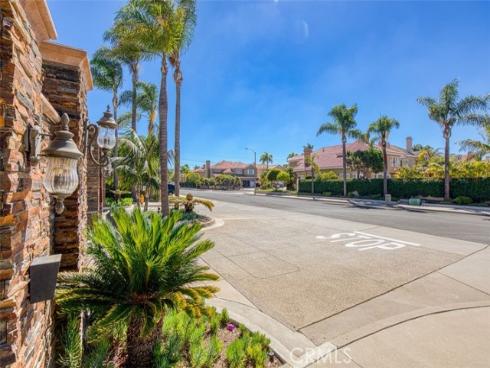 21221  Hillsdale  , Huntington Beach, CA