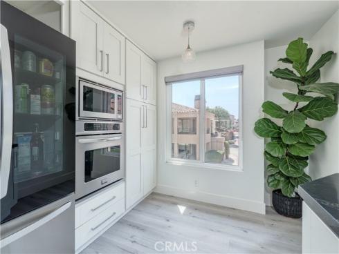 3201  Francois  67  Drive, Huntington Beach, CA