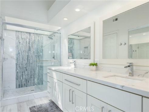 3201  Francois  67  Drive, Huntington Beach, CA