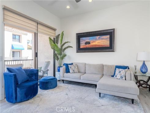 3201  Francois  67  Drive, Huntington Beach, CA