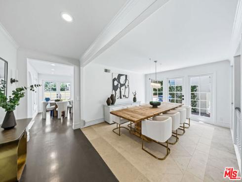 19382 Woodlands Drive, Huntington Beach, CA