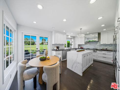 19382 Woodlands Drive, Huntington Beach, CA