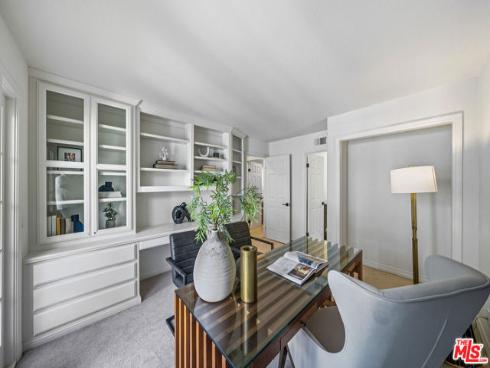 19382 Woodlands Drive, Huntington Beach, CA