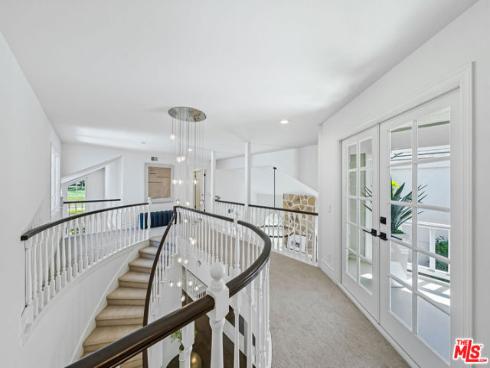 19382 Woodlands Drive, Huntington Beach, CA