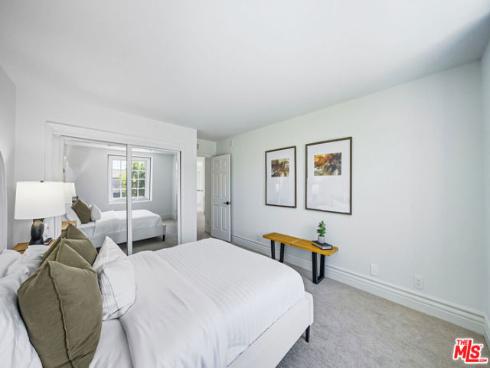 19382 Woodlands Drive, Huntington Beach, CA