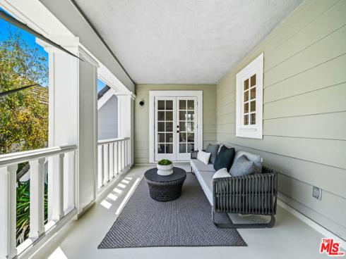 19382 Woodlands Drive, Huntington Beach, CA