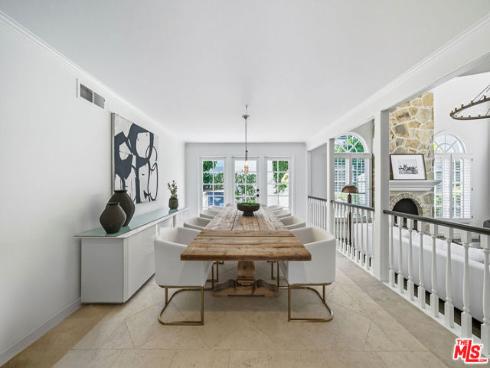 19382 Woodlands Drive, Huntington Beach, CA