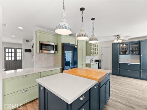 20131  Crown Reef Ln  , Huntington Beach, CA