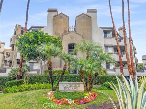 430  Lake  304  Street, Huntington Beach, CA