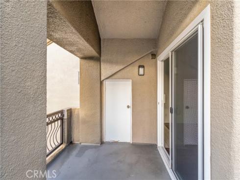 430  Lake  304  Street, Huntington Beach, CA