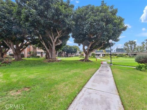 17086  Bluewater  127  Lane, Huntington Beach, CA