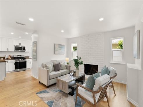 6022 Larchwood Drive, Huntington Beach, CA