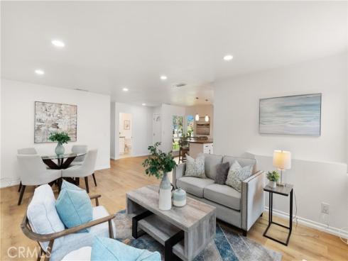 6022 Larchwood Drive, Huntington Beach, CA