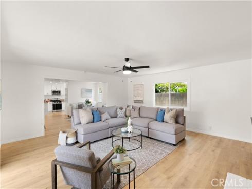 6022 Larchwood Drive, Huntington Beach, CA