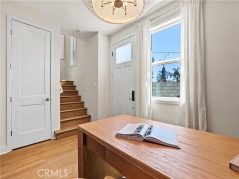 19051 Main 113 Street, Huntington Beach, CA