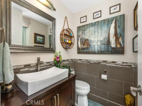 4045  Warner Ave  , Huntington Beach, CA