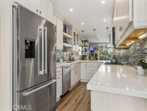 4045  Warner Ave  , Huntington Beach, CA