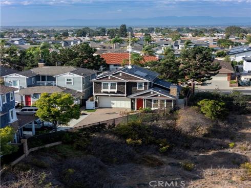 4711  Winthrop   Drive, Huntington Beach, CA