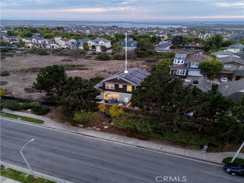 4711  Winthrop   Drive, Huntington Beach, CA