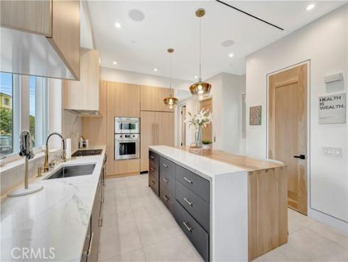 620  Huntington Street  , Huntington Beach, CA