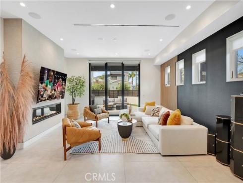 620  Huntington Street  , Huntington Beach, CA