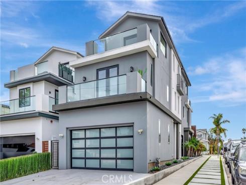 620  Huntington Street  , Huntington Beach, CA