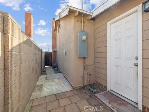 17391  Meer   Circle, Huntington Beach, CA