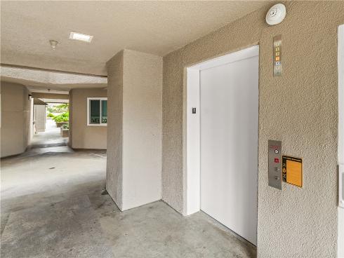 430 Lake 204 Street, Huntington Beach, CA