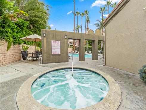 430  Lake  204  Street, Huntington Beach, CA