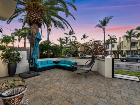 620  22nd  , Huntington Beach, CA