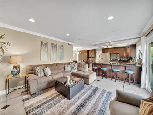 21382  Lemontree  , Huntington Beach, CA