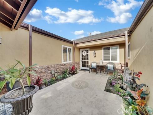 21382  Lemontree  , Huntington Beach, CA