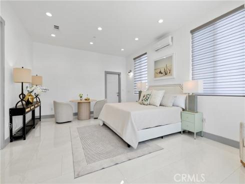 7702  Alberta  , Huntington Beach, CA