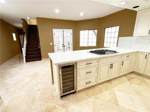 304  18th  , Huntington Beach, CA