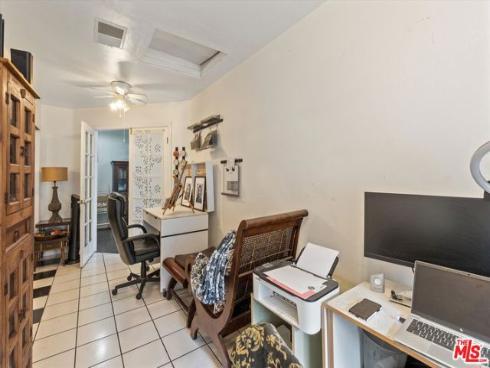 19941  Carmania   Lane, Huntington Beach, CA